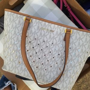 Michael Kors Violet vanilla acorn Tote Purse